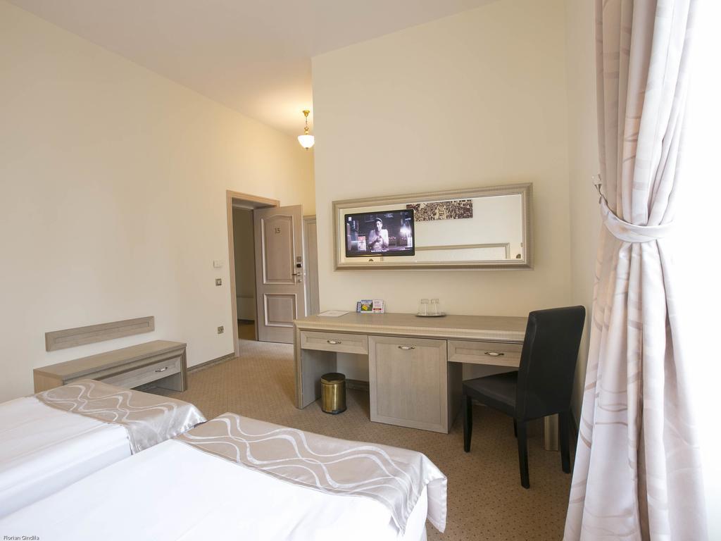 Euro Hotel Grivita Bukarest Zimmer foto